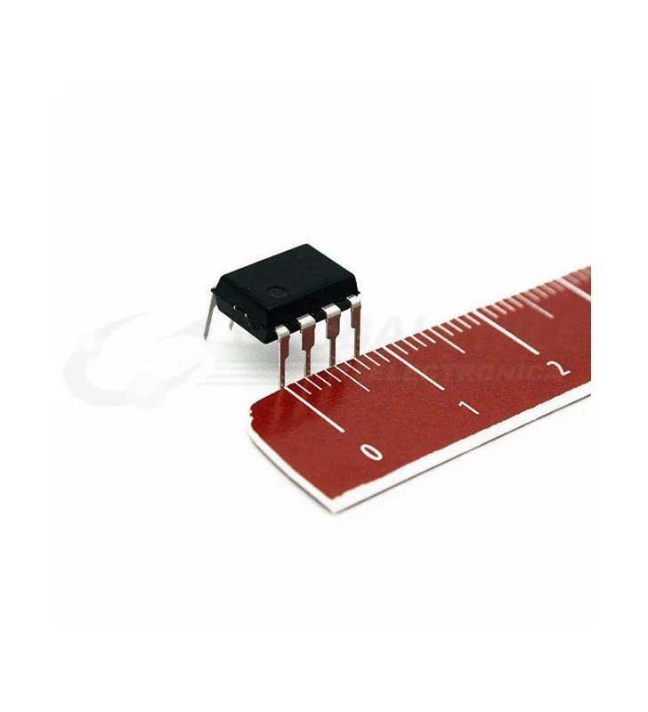 MCP6002 - Op Amp Rail to Rail - DIP8